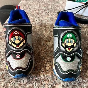 Light up super Mario